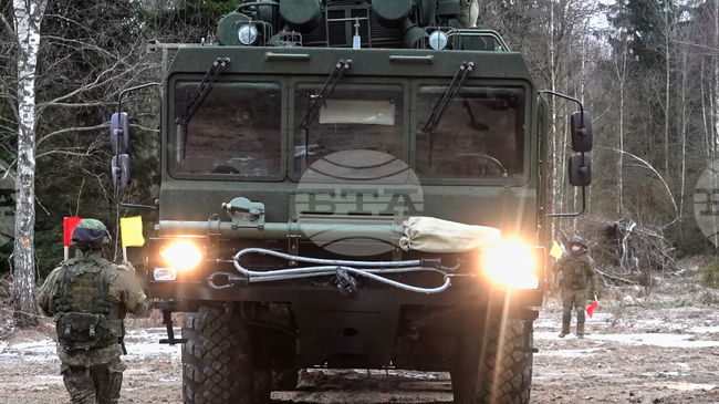 Украйна потвърди нанесен от Русия удар с ракета "Орешник" срещу Лвовска област и публикува снимки на отломки