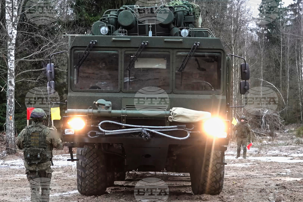 Украйна потвърди нанесен от Русия удар с ракета "Орешник" срещу Лвовска област и публикува снимки на отломки