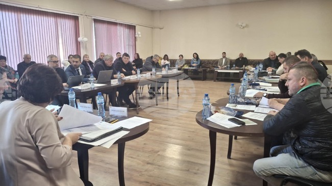 Общинският съвет в Стралджа одобри увеличение на данъка върху недвижимите имоти