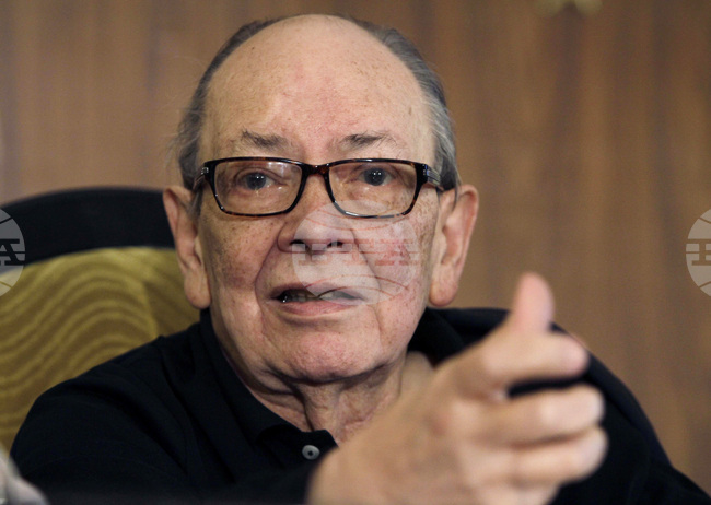 Исках животът ми да се преразказва като роман, казва “бащата” на съвременното кубинско кино Алфредо Гевара, от чието рождение се навършват 100 г.