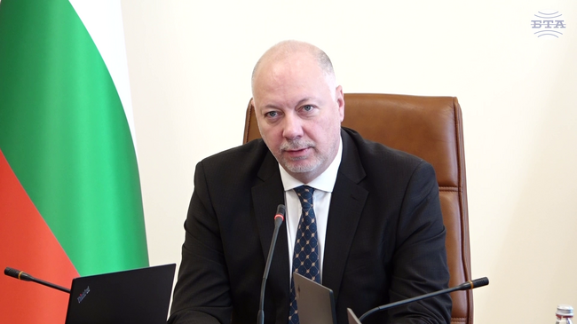 Макар да изглежда политическо, през 2025 г. правителството се държеше и работеше като програмно, заяви премиерът в оставка Росен Желязков