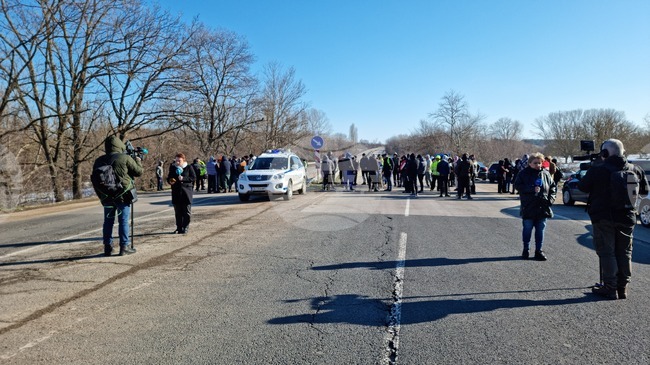 Враца - главен път Е 79 - протест