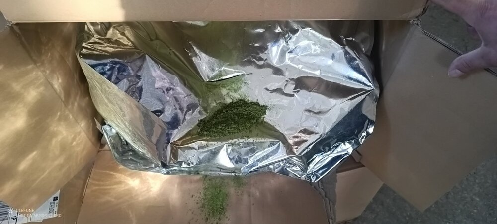 100 кг японски чай задържаха митнически служители при проверка на товарен автомобил