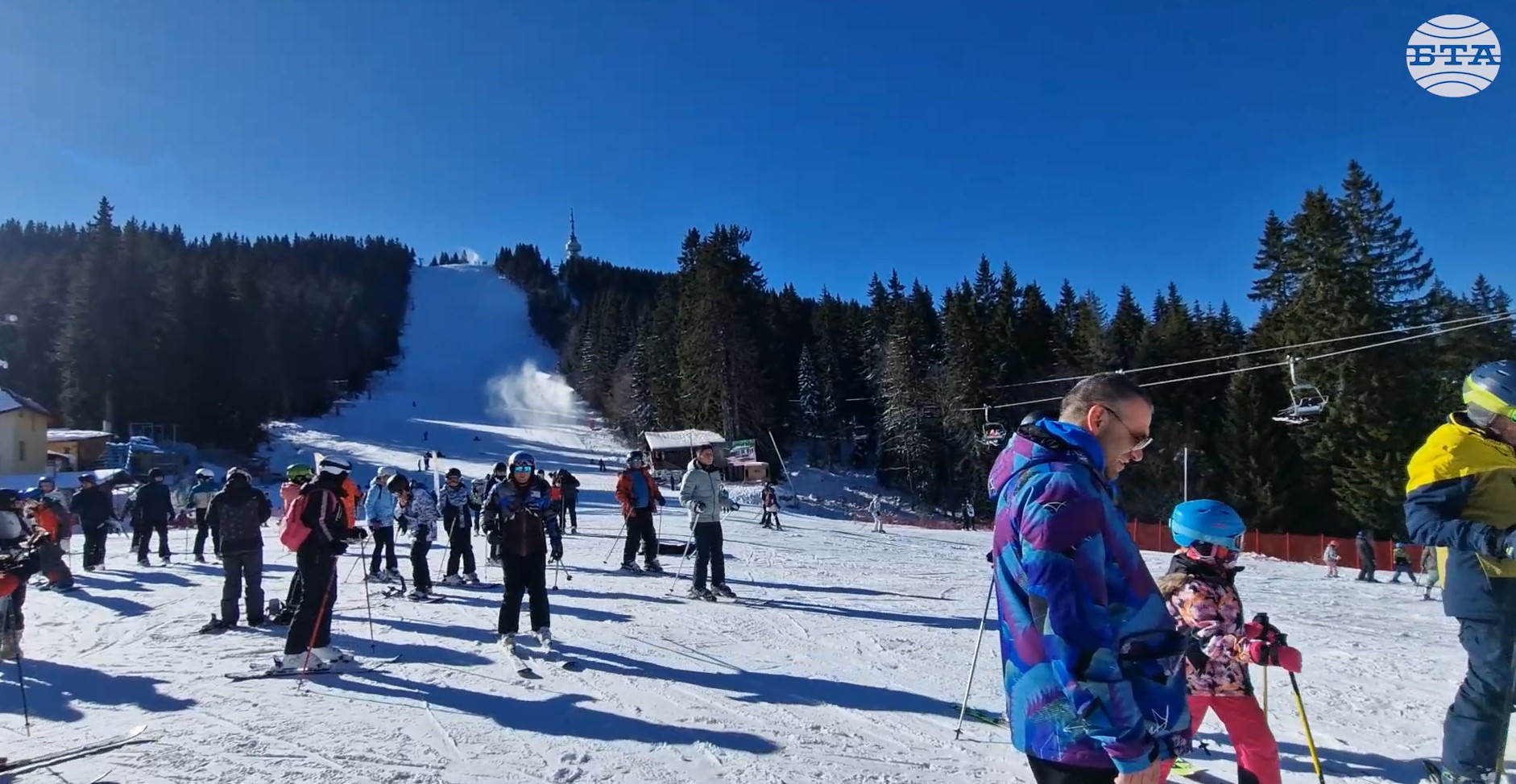 Ски сезонът в Пампорово започна със силен старт, курортът посреща повече румънски, английски и ирландски туристи