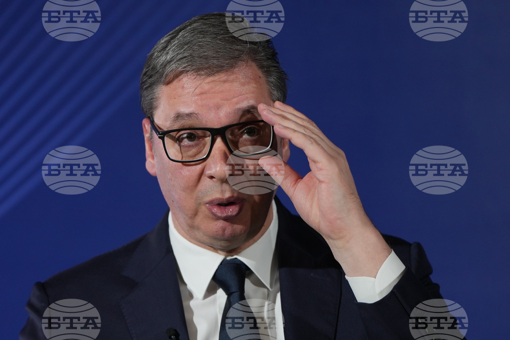 Сръбският президент Александър Вучич започна посещението си в Обединените арабски емирства 