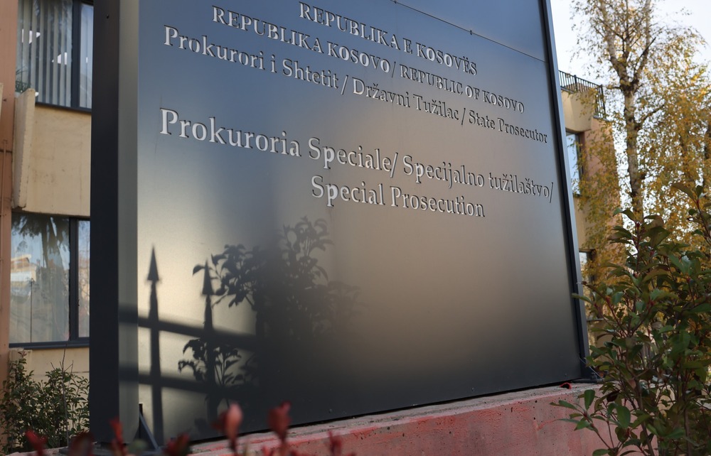 КосоваПрес: С.А. е обвинен във военни престъпления срещу албански цивилни по време на войната 1998-1999 г.