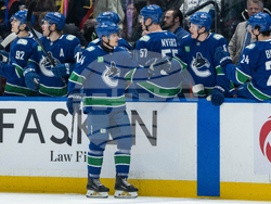 Flyers Canucks Hockey