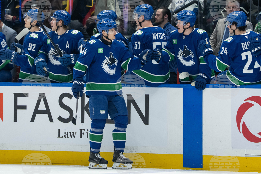 Flyers Canucks Hockey