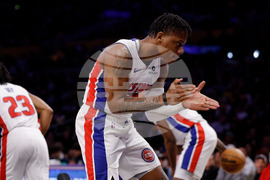 Pistons Lakers Basketball