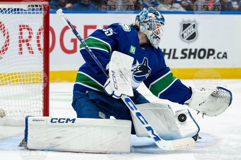 Flyers Canucks Hockey