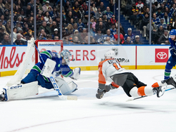 Flyers Canucks Hockey