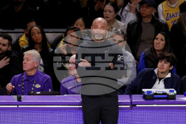 Pistons Lakers Basketball