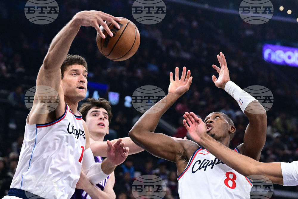 Kings Clippers Basketball