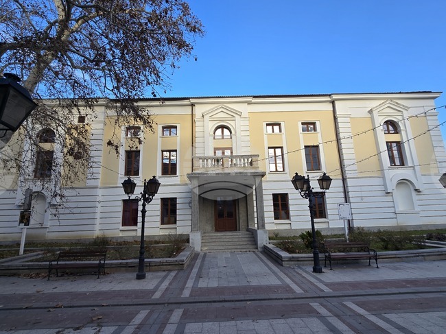 С благотворителен базар и стендъп шоу ще бъде подкрепена кампанията за събиране на средства за лечението на мъж от Видин