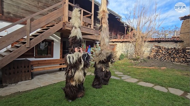 В навечерието на фестивала „Старчевата“ в Разлог тече подготовка за кукерското дефиле в първия ден на Новата година