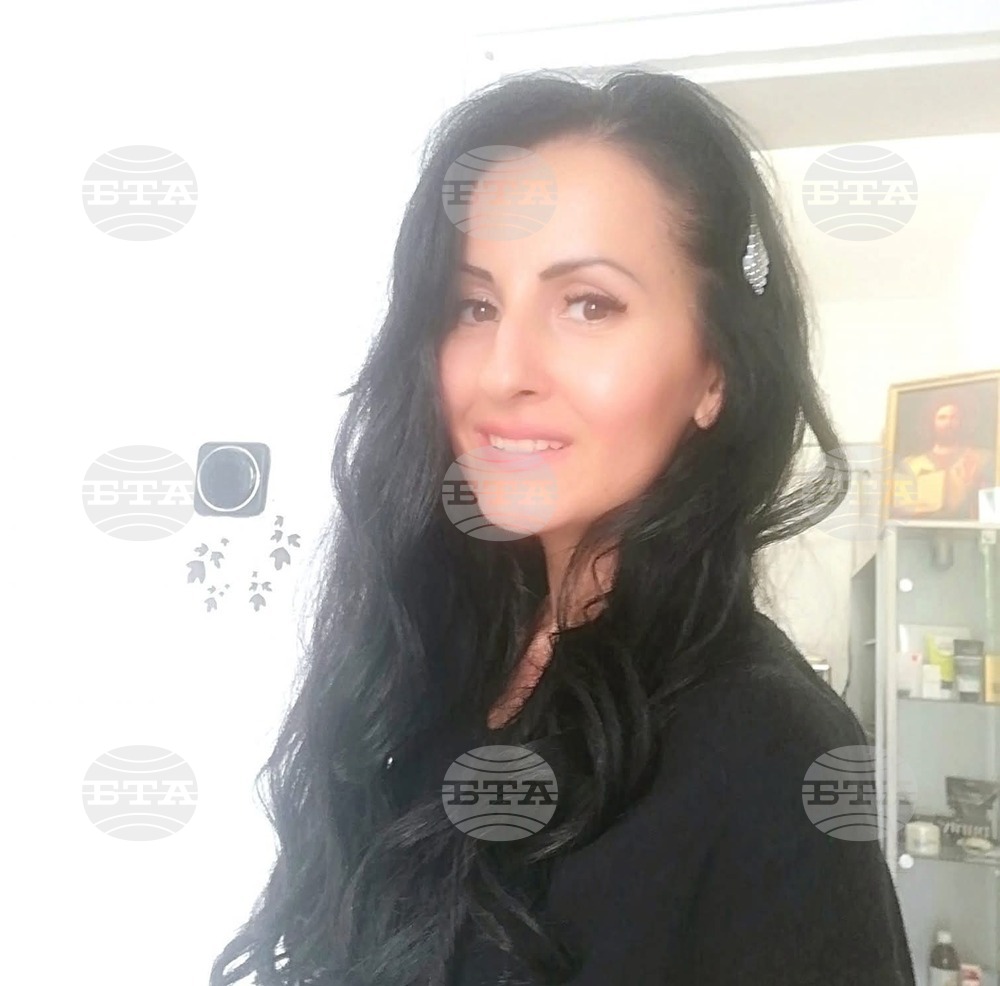 Силният шум от фойерверките, мигащите лампички и празничната суета могат да предизвикат в децата аутисти несигурност, коментира психолог