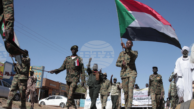 Суданската армия каза, че е пробила обсадата, под която паравоенните Сили за бърза подкрепа дълго време държаха южния град Дилинг