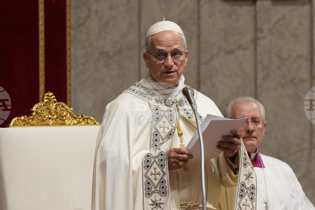 Папа Лъв Четиринадесети ще посети тази година Испания, като визитата му ще включва Мадрид, Барселона и Канарските острови