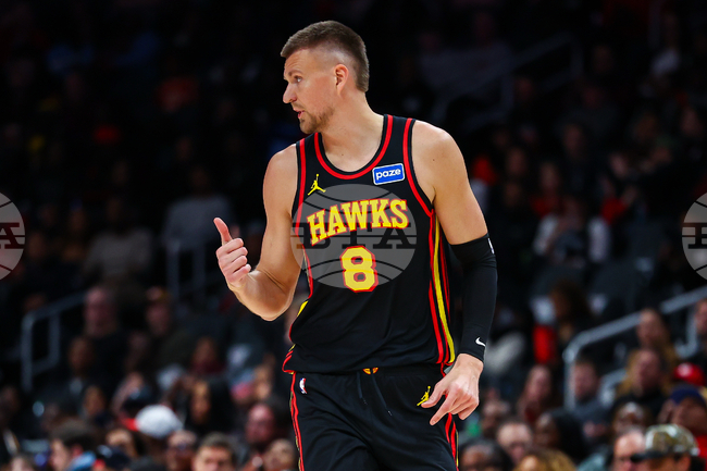 Атланта Хоукс ще продължи без Кристапс Порзингис и Закари Ризаше още поне седмица