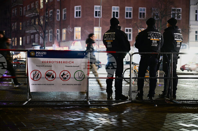 Полицията разследва възможен политически мотив за пожара в еврейската болница в Берлин 