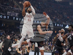 Suns Cavaliers Basketball