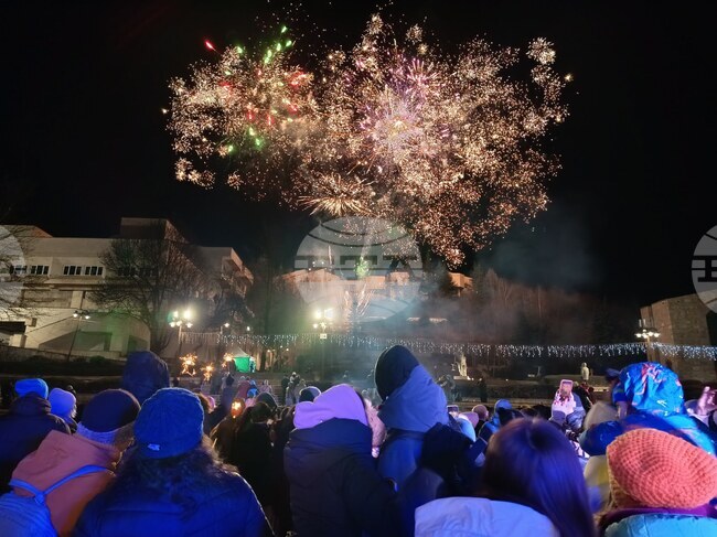 Смолянчани посрещнаха 2026 година с новогодишен рок енд фолк фестивал 