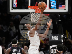 Suns Cavaliers Basketball