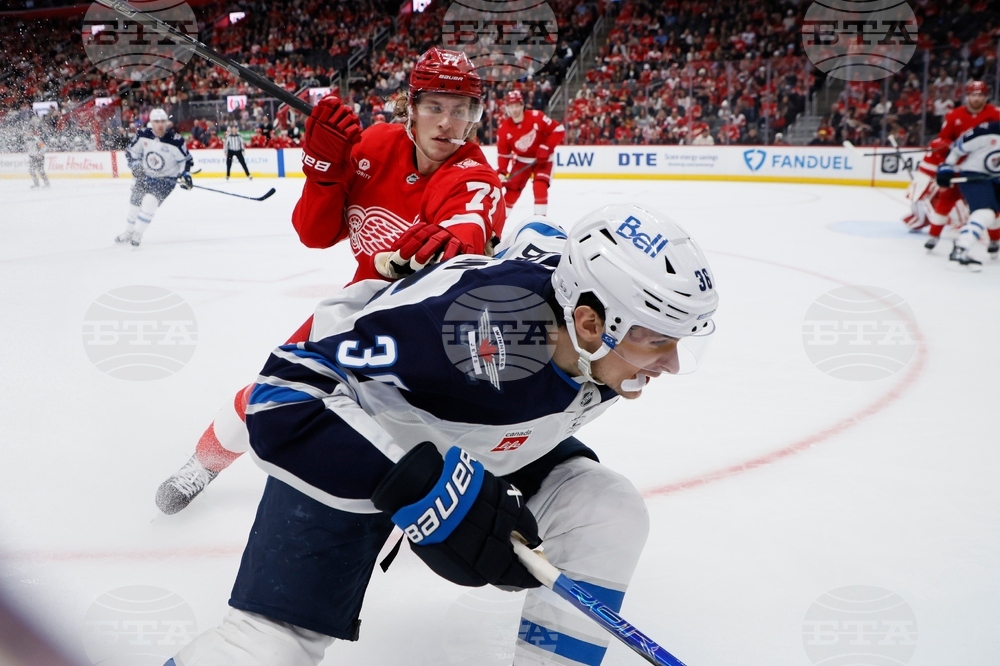 Jets Red Wings Hockey