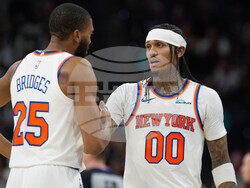 Knicks Spurs Basketball