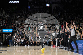 Knicks Spurs Basketball