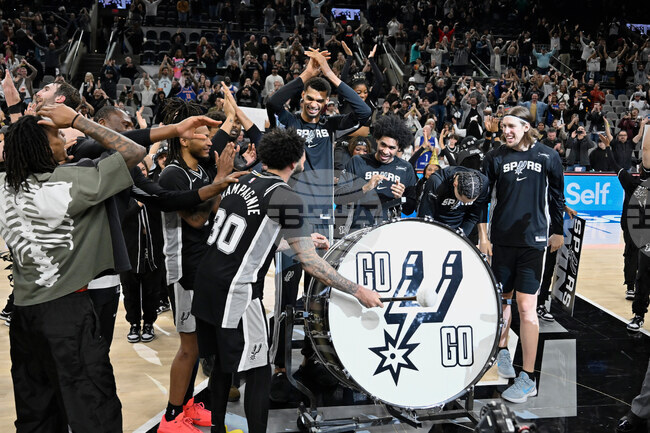 Ню Йорк Никс допусна десета загуба за сезона в НБА