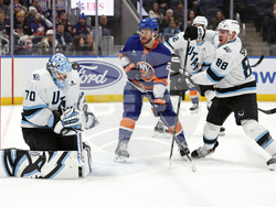 Mammoth Islanders Hockey