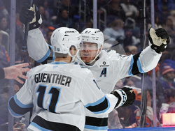 Mammoth Islanders Hockey