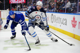 Jets Maple Leafs Hockey