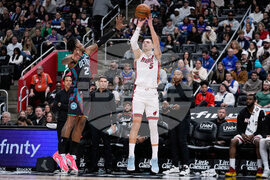 Heat Pistons Basketball