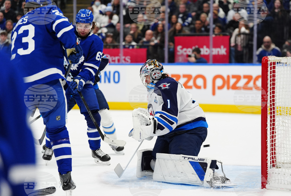 Jets Maple Leafs Hockey