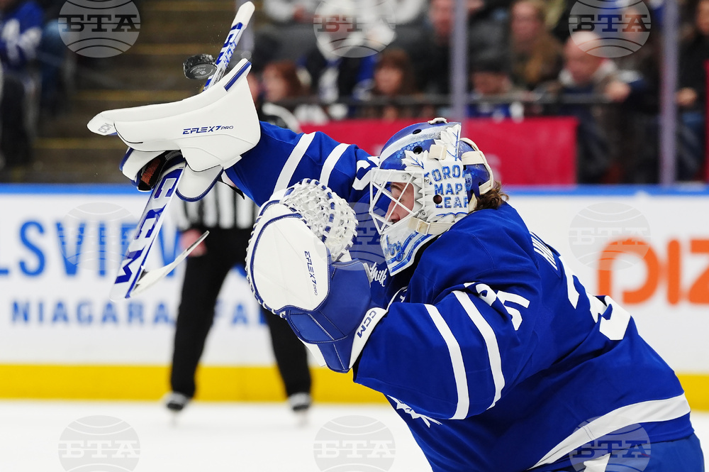 Jets Maple Leafs Hockey