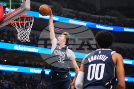 76ers Mavericks Basketball