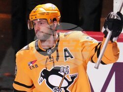 Red Wings Penguins Hockey