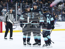 Kraken Predators Hockey