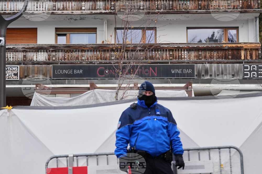 APTOPIX Switzerland Bar Fire