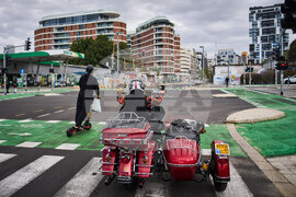 Israel Palestinians Daily Life