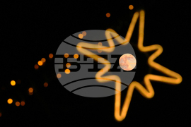 China Wolf Supermoon