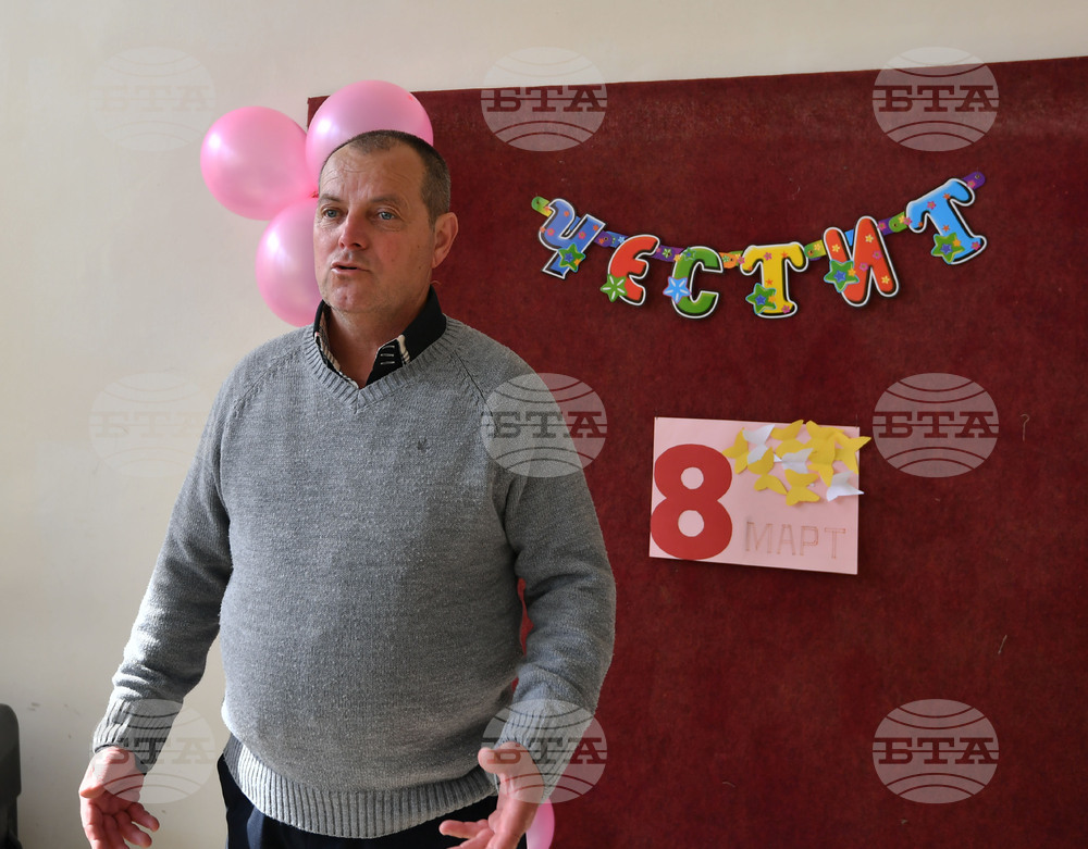 Село Свещари - 8-ми март