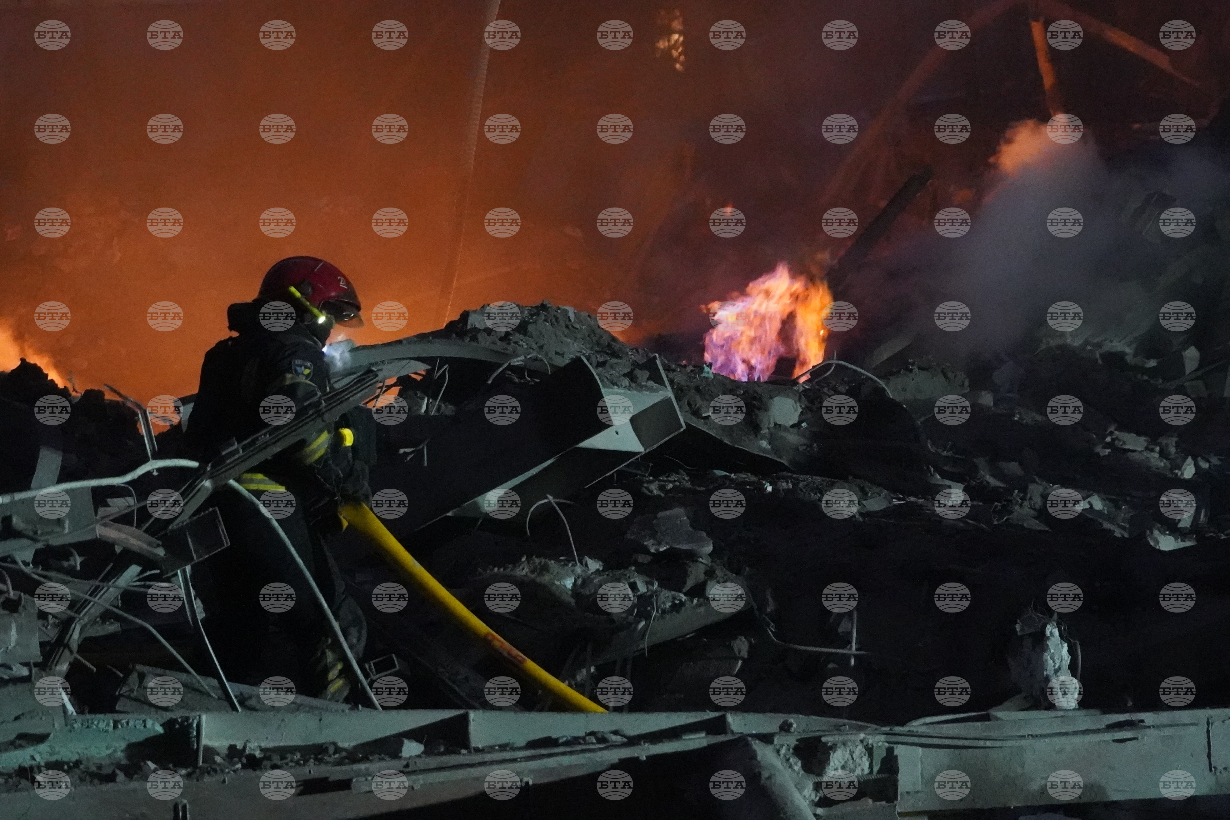 Ruski raketni napadi na Harkov zahtevali pet žrtev