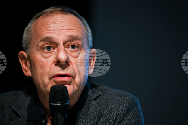 CORRECTION Switzerland Bar Fire