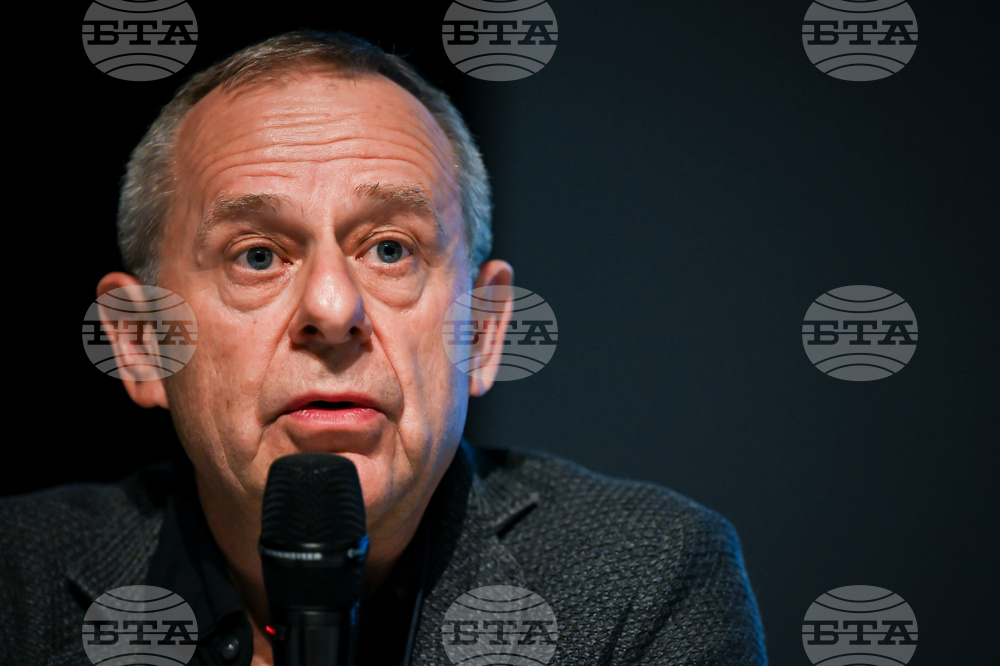 CORRECTION Switzerland Bar Fire