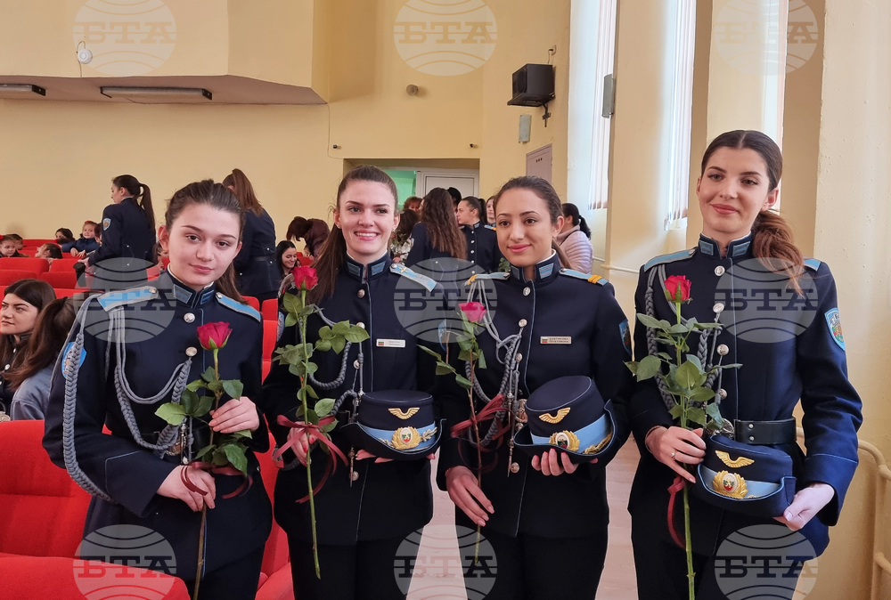 Долна Митрополия - ВВВУ "Георги Бенковски" - празник
