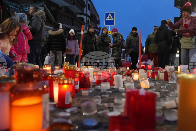 Собствениците на бара, в който стана смъртоносен пожар в Кран Монтана, казват, че всичко вътре е било според нормите