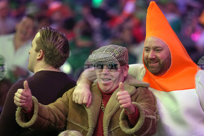 APTOPIX Britain World Darts